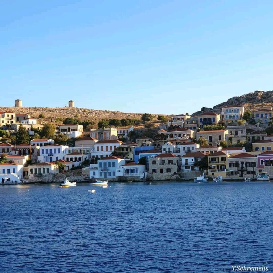 Little Karafillias Chalki House Villa Екстериор снимка